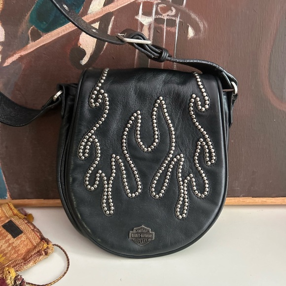 Vintage Harley-Davidson Mini Black Crossbody Bag with Silver Accents 8"x7"x1.5" - Picture 2 of 16